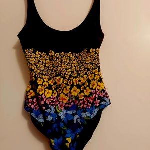 Onia floral one piece swimsuit xl nwot